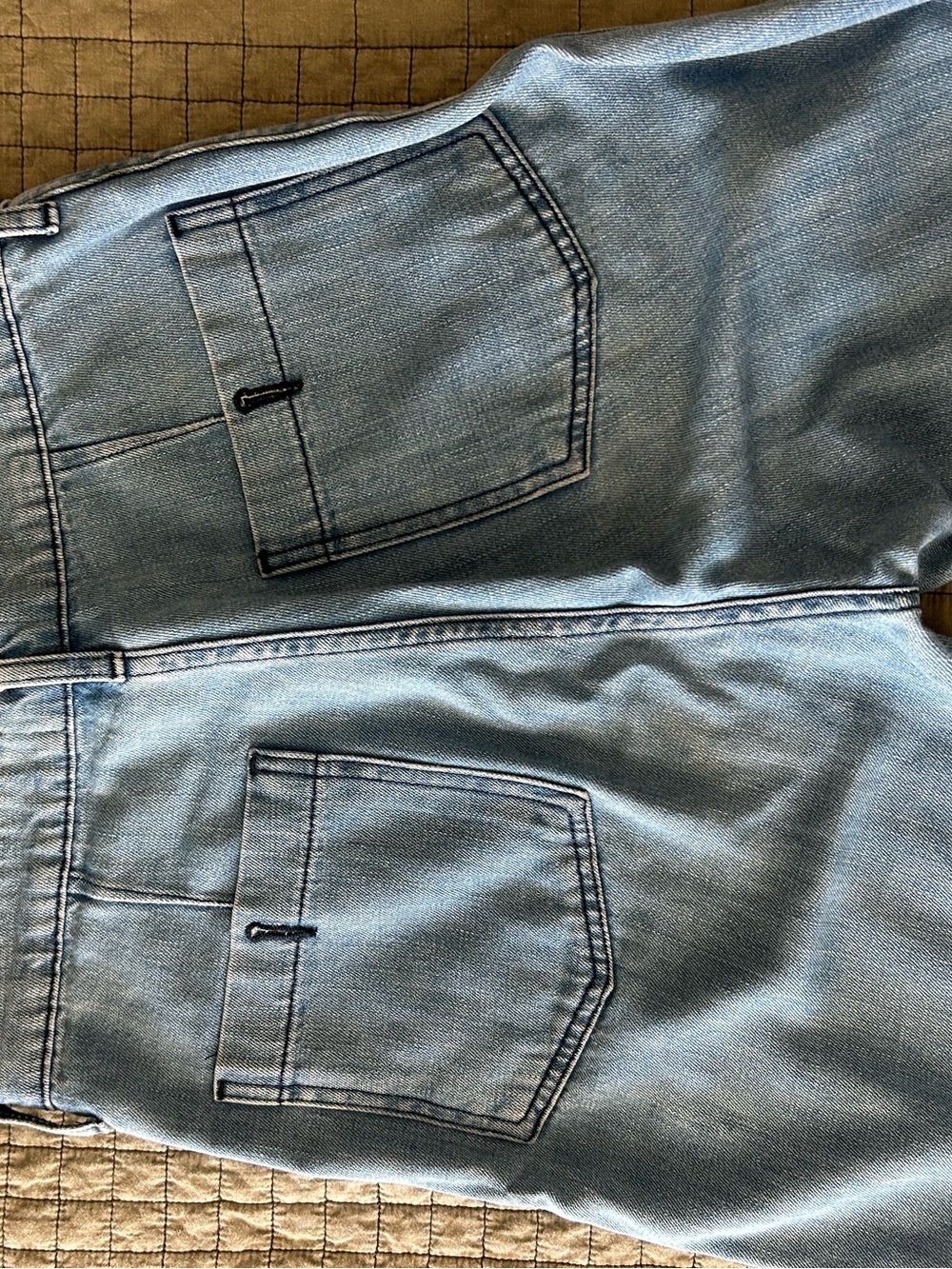 Doen Light Blue High-Rise Wide Leg Jeans with Front Patch Pockets - Picture 3 of 4